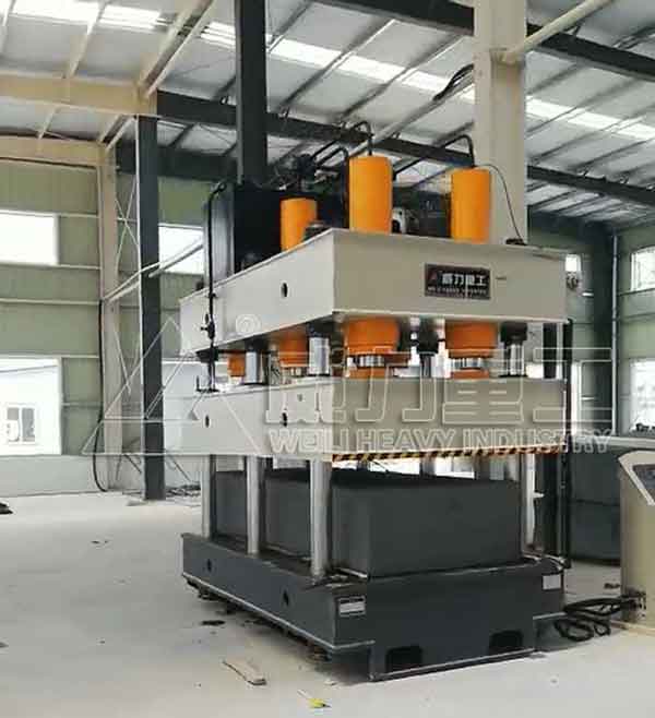 復合材料保溫板成型液壓機(三梁八柱液壓機)