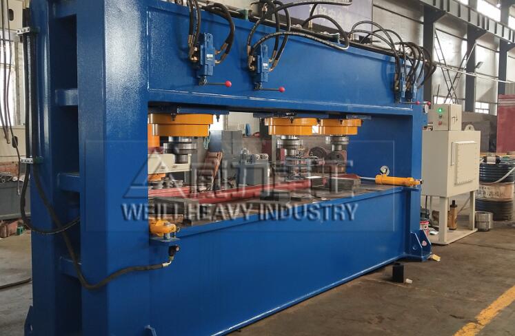 液壓校直機_400噸龍門圓鋼校直液壓機