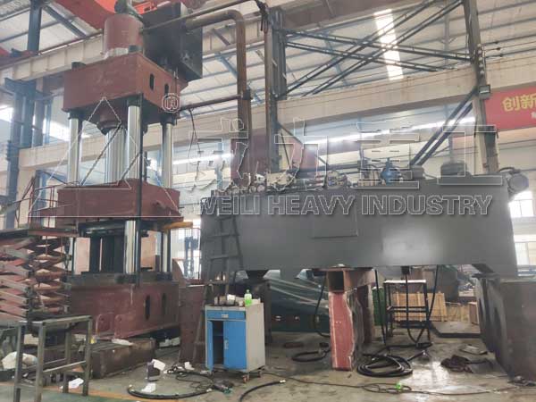 1500噸快速熱鍛成型液壓機