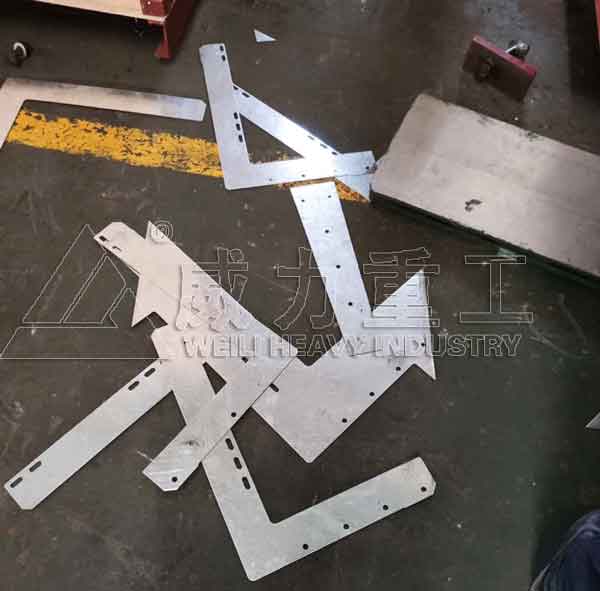 生產空調支架現場