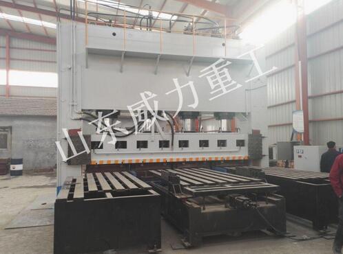 1600噸龍門液壓機